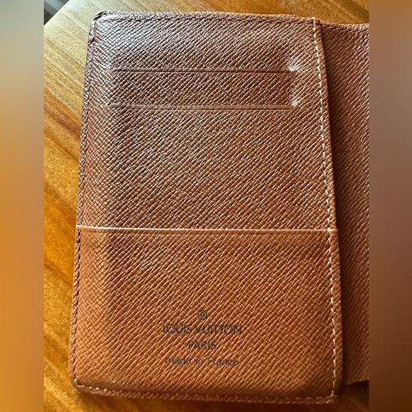 Authentic Louis Vuitton Monogram Multiple Wallet in excellent condition. - Picture 2 of 6